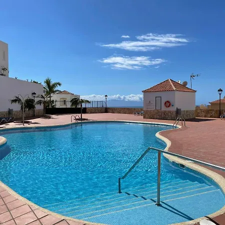 Bellarosa Sunset Ocean View In With Airco, Garage Appartement