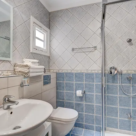 Bellarosa Sunset Ocean View In With Airco, Garage Appartement *