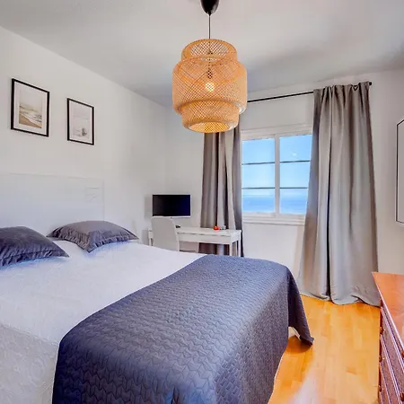 Bellarosa Sunset Ocean View In With Airco, Garage Apartment