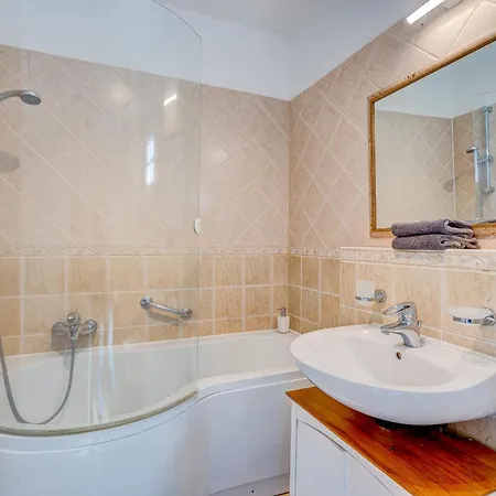 Bellarosa Sunset Ocean View In With Airco, Garage 阿德耶