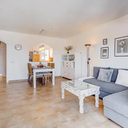 Bellarosa Sunset Ocean View In With Airco, Garage